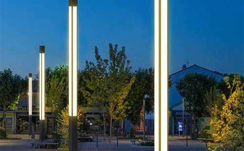 太阳能广河景观灯定制常见问题与解决方案