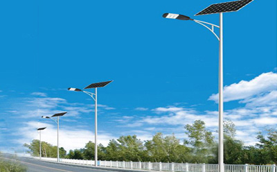 农村道路装广河太阳能路灯选多大瓦数实测